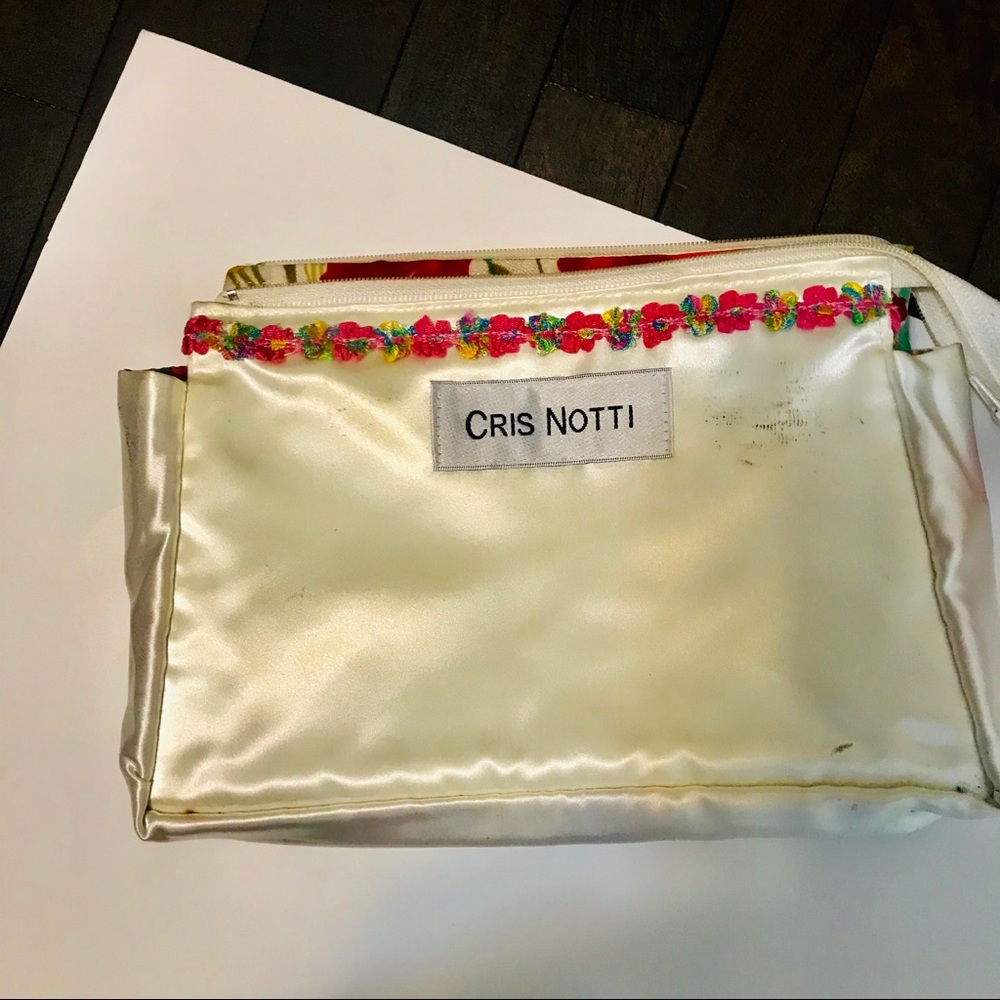 Chris Notti Silk Makeup Bag - Picture 4 of 8